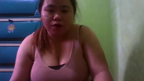Snapshot of chubbybigtits_01 chatting on October 17, 6:06 am chubbybigtits_01 online show from October 17, 6:06 am