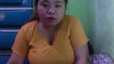Snapshot of chubbybigtits_01 chatting on October 21, 4:50 am chubbybigtits_01 online show from October 21, 4:50 am