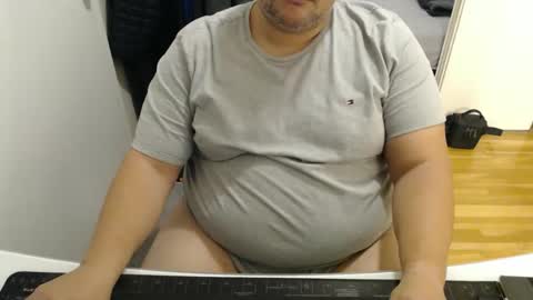 AstorYvr online show from November 25, 2:10 am