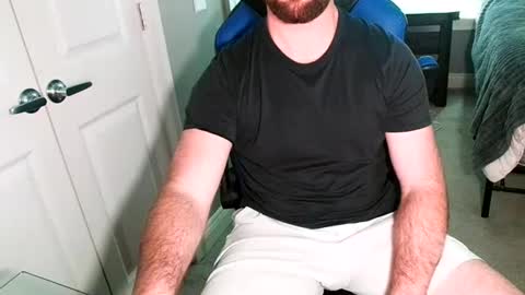 Snapshot of chuck0781 chatting on October 5, 7:10 pm chuck online show from October 5, 7:10 pm