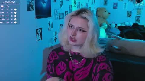 Helen and Teya online show from December 2, 11:30 am