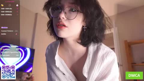   L  online show from June 5, 6:52 am