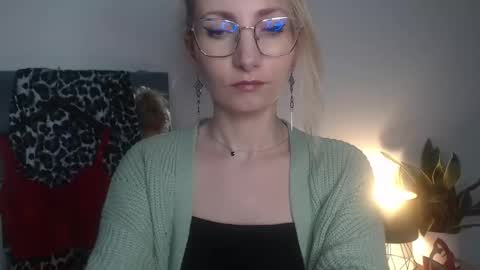 Cinderella online show from April 3, 5:47 am