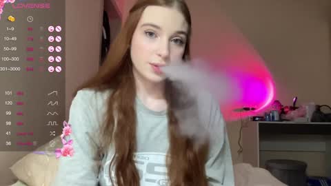 Snapshot of cinnabongirls chatting on February 8, 7:16 pm Maddy online show from February 8, 7:16 pm