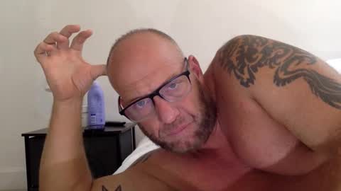 . online show from November 12, 10:45 pm