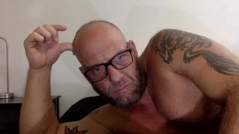 . online show from January 8, 9:53 pm