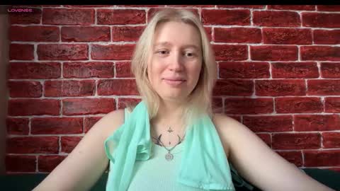 citrusblissss online show from November 3, 2:23 am