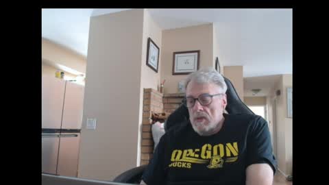 cjscout online show from April 8, 1:08 am