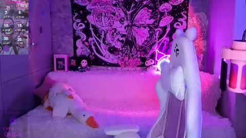 Claire Faers online show from November 16, 6:10 pm