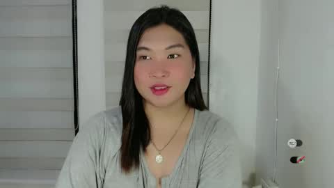 CLAIRE online show from March 4, 3:48 pm