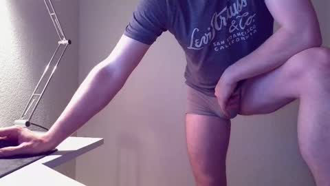 clamshive7 online show from November 26, 7:32 pm