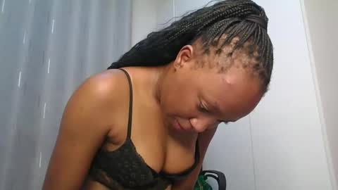 clara11 online show from October 23, 7:48 pm