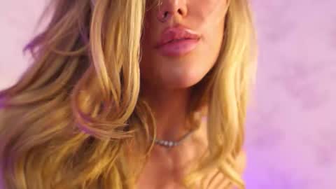 ClaraHazel online show from November 8, 7:00 am