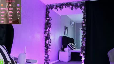 Snapshot of clarashinex chatting on September 28, 4:10 am Clara online show from September 28, 4:10 am