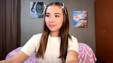 Snapshot of claribelatienza chatting on October 20, 11:59 am Yuna online show from October 20, 11:59 am