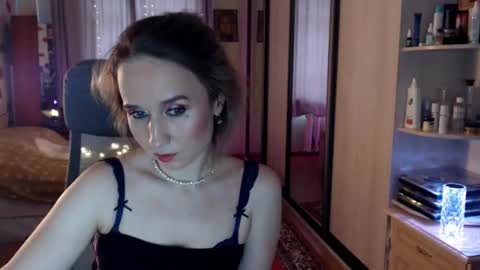 classyinna online show from October 29, 9:44 am