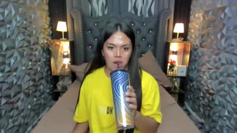 Samira Sarafin online show from January 15, 10:57 pm