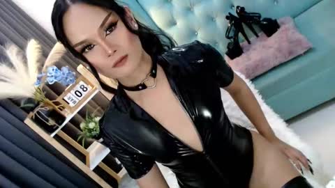 Cleo online show from March 8, 2:01 am