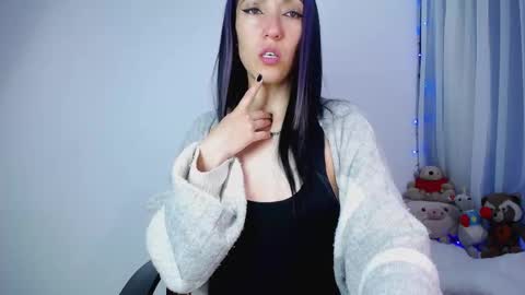  Nicol  online show from October 25, 4:13 am