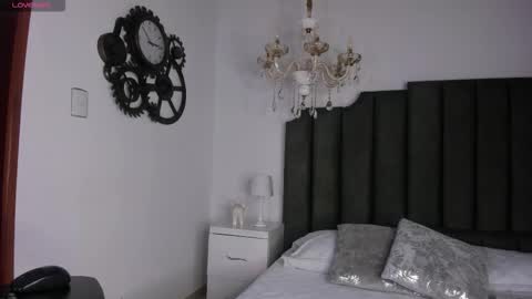 Cleopatra online show from March 19, 7:52 pm