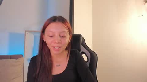 cleowhite_ online show from February 22, 8:22 pm