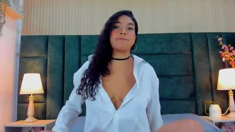 clhoee_miller online show from March 20, 5:29 pm