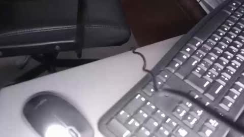 clluch95 online show from October 15, 1:45 pm