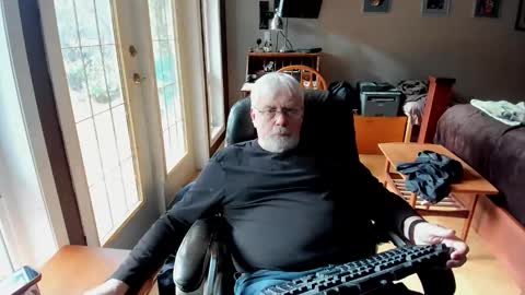 cloudalert62 online show from November 17, 7:05 pm