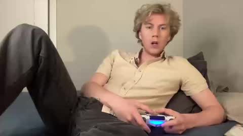 Clyde Austin online show from October 11, 3:11 am