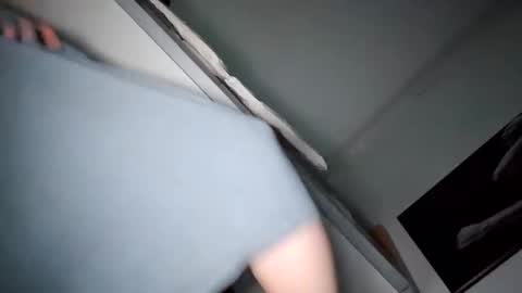 cndjeks online show from April 10, 11:31 pm