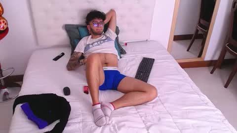 Camilo online show from October 10, 4:18 am
