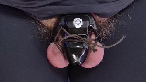 Locked online show from December 7, 1:41 am