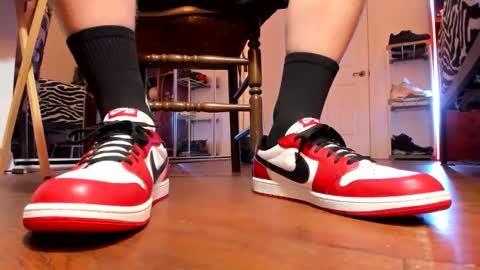 Gorgeous online show from November 26, 5:37 am