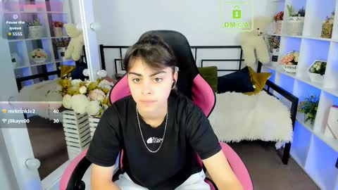 Snapshot of cocoa_sins chatting on October 20, 7:13 am Olivia online show from October 20, 7:13 am