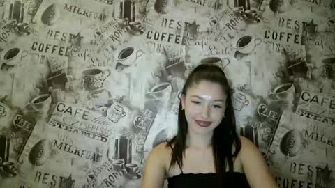 cocoberry1 online show from February 24, 7:19 pm