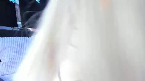 Cocoo  online show from November 15, 3:41 am