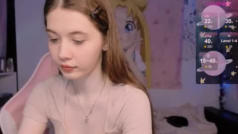 Snapshot of coddleweeper chatting on September 23, 2:00 pm Hello guys my name is Coddle online show from September 23, 2:00 pm