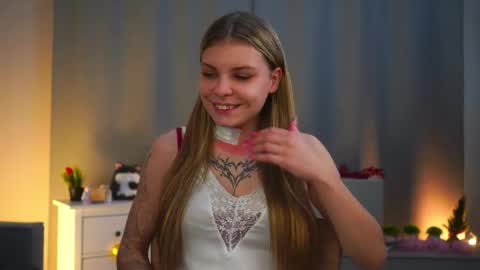 Jenny online show from April 5, 1:52 pm