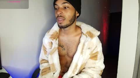 IG  online show from February 3, 8:18 am