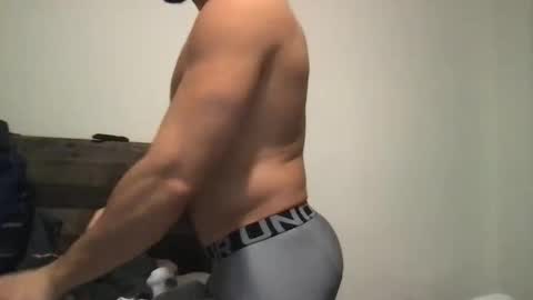 collegeboy3118 online show from January 9, 1:18 am