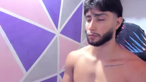 EMMETT COLLINS online show from February 3, 5:27 am