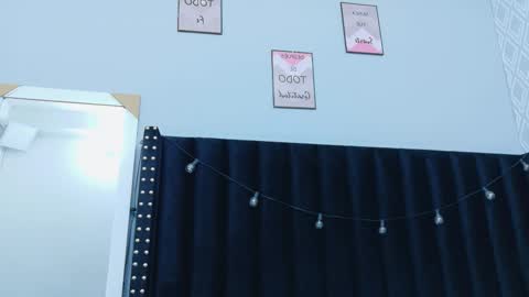 Snapshot of colombia_mommy_ chatting on October 16, 1:00 pm GRETCHEN online show from October 16, 1:00 pm