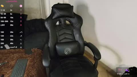 colombianmuscle8 online show from February 21, 3:12 am