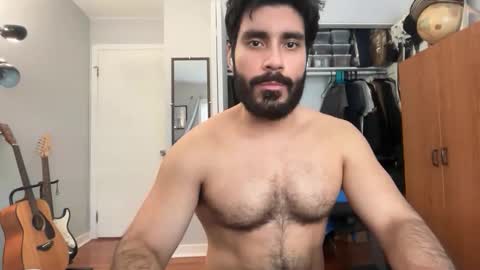 colombianstud94 online show from April 15, 10:21 pm