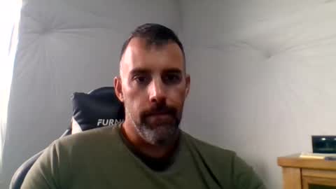Just me online show from July 22, 3:47 pm
