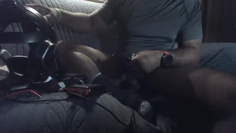 comesuckthisdick111 online show from April 18, 6:48 am