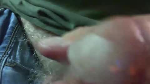 comox online show from October 12, 4:05 am