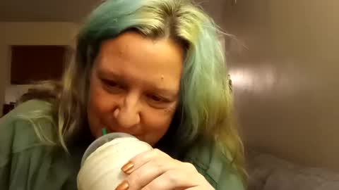 conchettap online show from October 3, 1:48 am