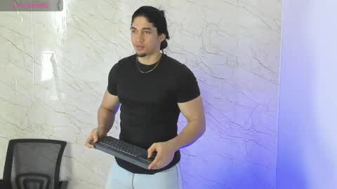 Connor online show from April 7, 8:33 pm