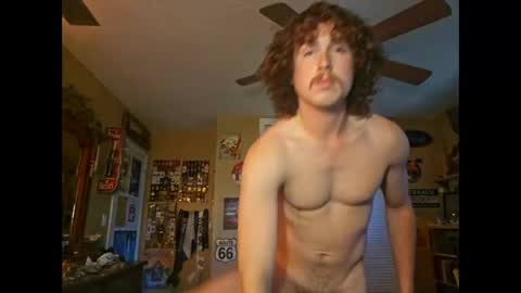 connorcumss online show from May 2, 7:52 pm